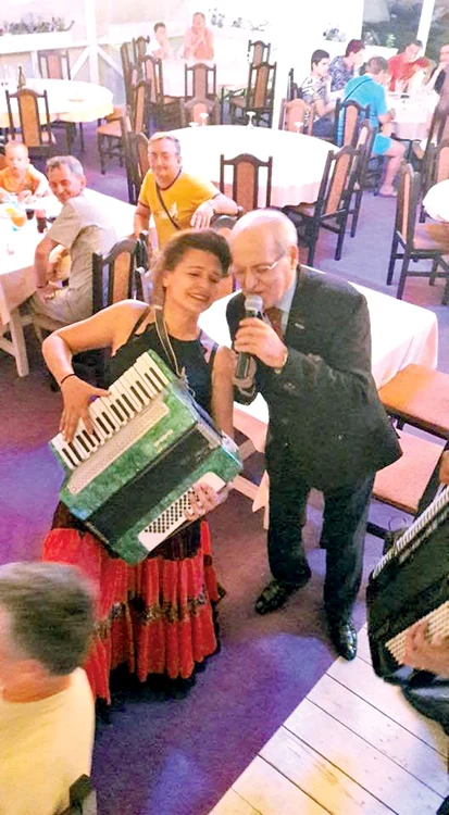 Nelu Ploieşteanu,  alături de Maria Buză