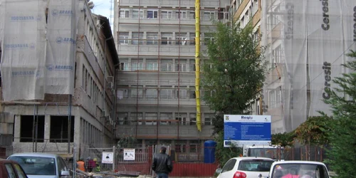 Lucrările la spital sunt boicotate de aleşi