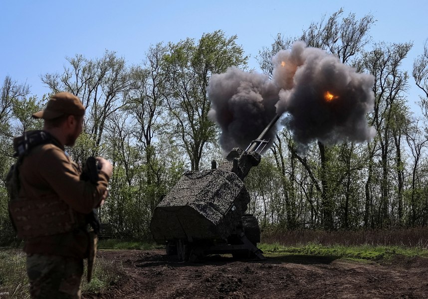 Lovituri adânci în Rusia, dar fără garanții de armistițiu: „Eliminarea restricțiilor pentru ucraineni sunt un prim pas, dar nu suficient”
