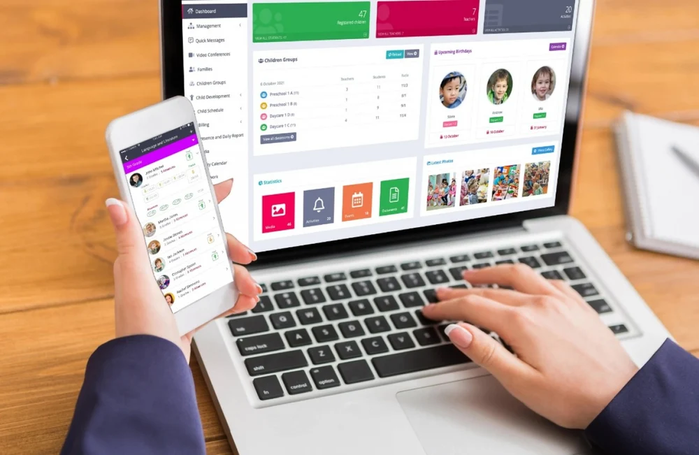 Adio note „după ureche”! Din toamnă, elevii vor fi evaluați după criterii unitare. „Acum e un instrument de control al comportamentului”