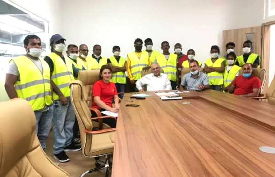 Crucea Roşie s-a implicat în programul de ajutor pentru aceşti cetăţeni