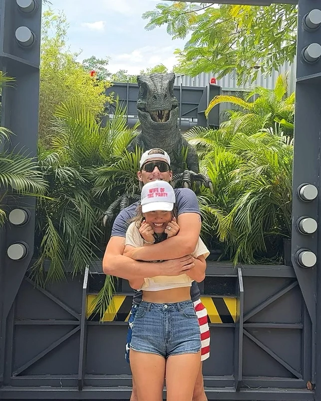 Millie Bobby Brown și Jake Bongiovi 