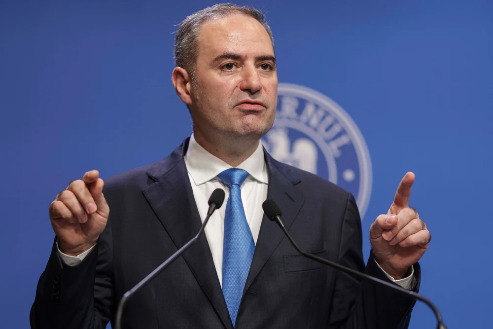 Fraudă de proporții cu carburanți la Craiova descoperită de Antifrauda ANAF. Ministrul Nazare reclamă o breşă în sistemul de verificare al Trezoreriei