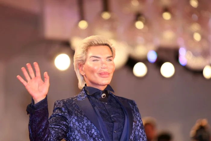 Rodrigo Alves sau păpuşa umană Ken @Shutterstockclickpentrufemei.ro