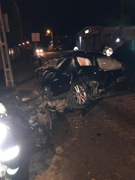 Patru persoane au fost rănite în accidentul produs la Slobozia FOTO IPJ Ialomiţa