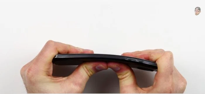 Samsung Galaxy Note a rămas intact