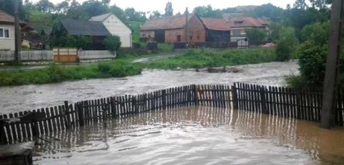 Cea mai gravă situaţie se înregistrează în comuna Roşia Montană. Foto Arhivă