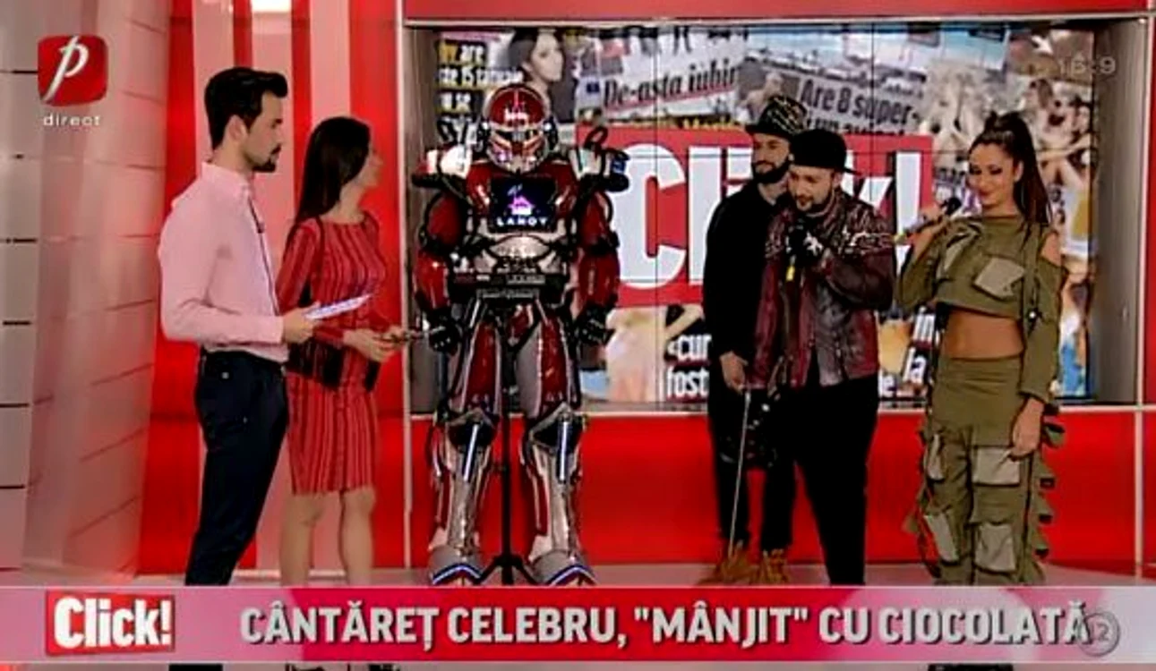 Cei doi artişti ai fost invitaţi în emisiunea Click!, unde au cântat melodia "Guatemala"