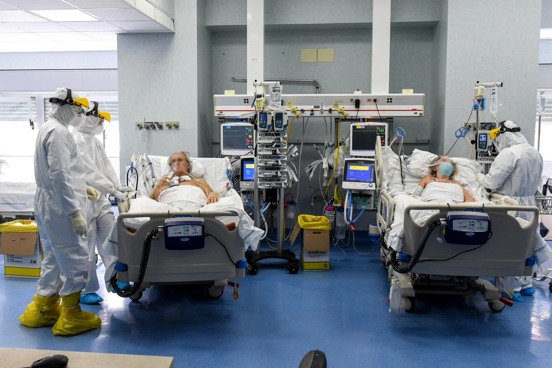 
    Tratamentul cu Dexametazonă are efecte benefice doar asupra cazurilor graveFoto: Profimedia  