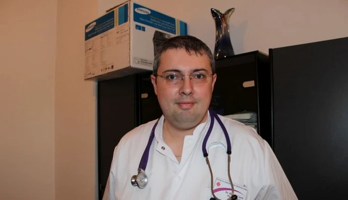 medic razvan curca