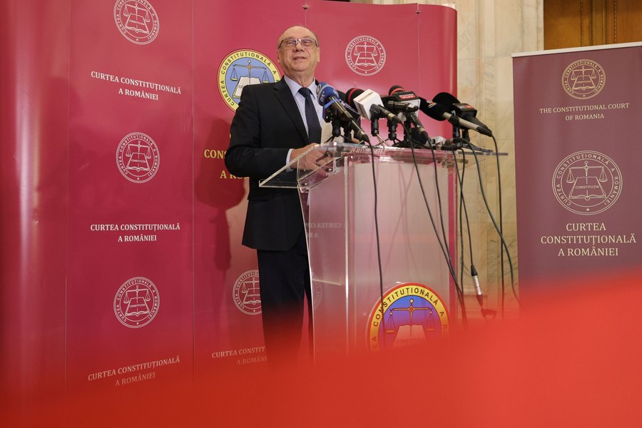 Cum explică CCR decizia de anulare a alegerilor prezidențiale: "Trebuie exclusă ingerința unor entități statale sau non-statale" | DOCUMENT