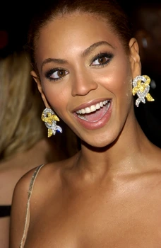 2 1 beyonce shutterstock 98839484 jpg jpeg