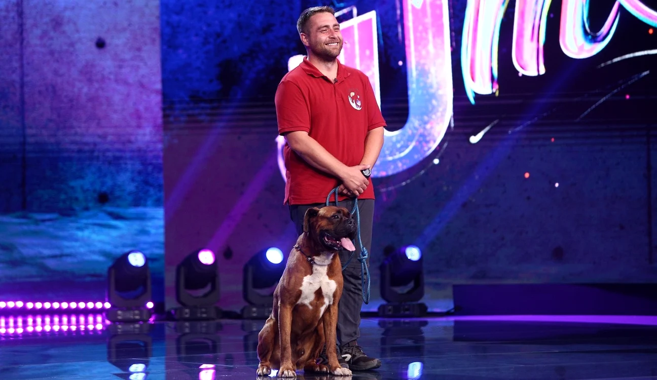 
    Petre Roman, primul finalist iUmorfoto: Antena 1  