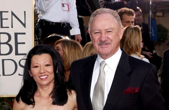 Gene Hackman și soția lui, Arakawa, au fost găsiți morți în casă FOTO: X