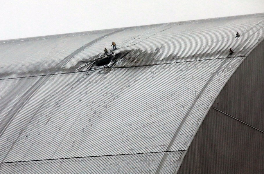 Cât de mult a fost avariat scutul antiradiații de la Cernobîl în atacurile cu drone. Reparațiile ar putea dura ani de zile, avertizează experții 