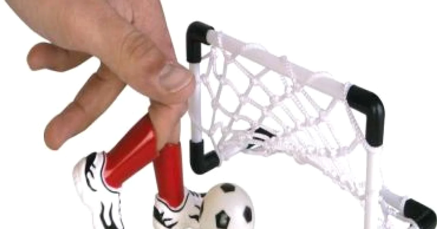 Inedit: În fotbal ar putea apărea aceleaşi reguli ca la FUTSAL sau Rugby