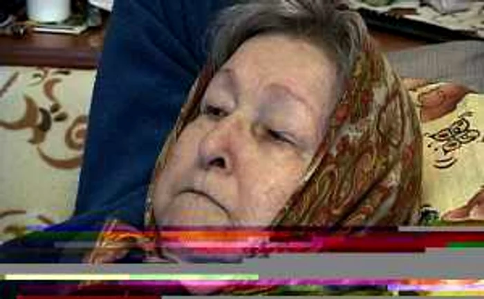 Ioana Antohe îngheaţă în casă. FOTO: NICOLETA BUTNARU