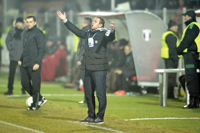 Reghecampf nu e mulţumit de rezultatul din derby, dar are o scuză gata pregătităFOTO: Sportpictures.eu