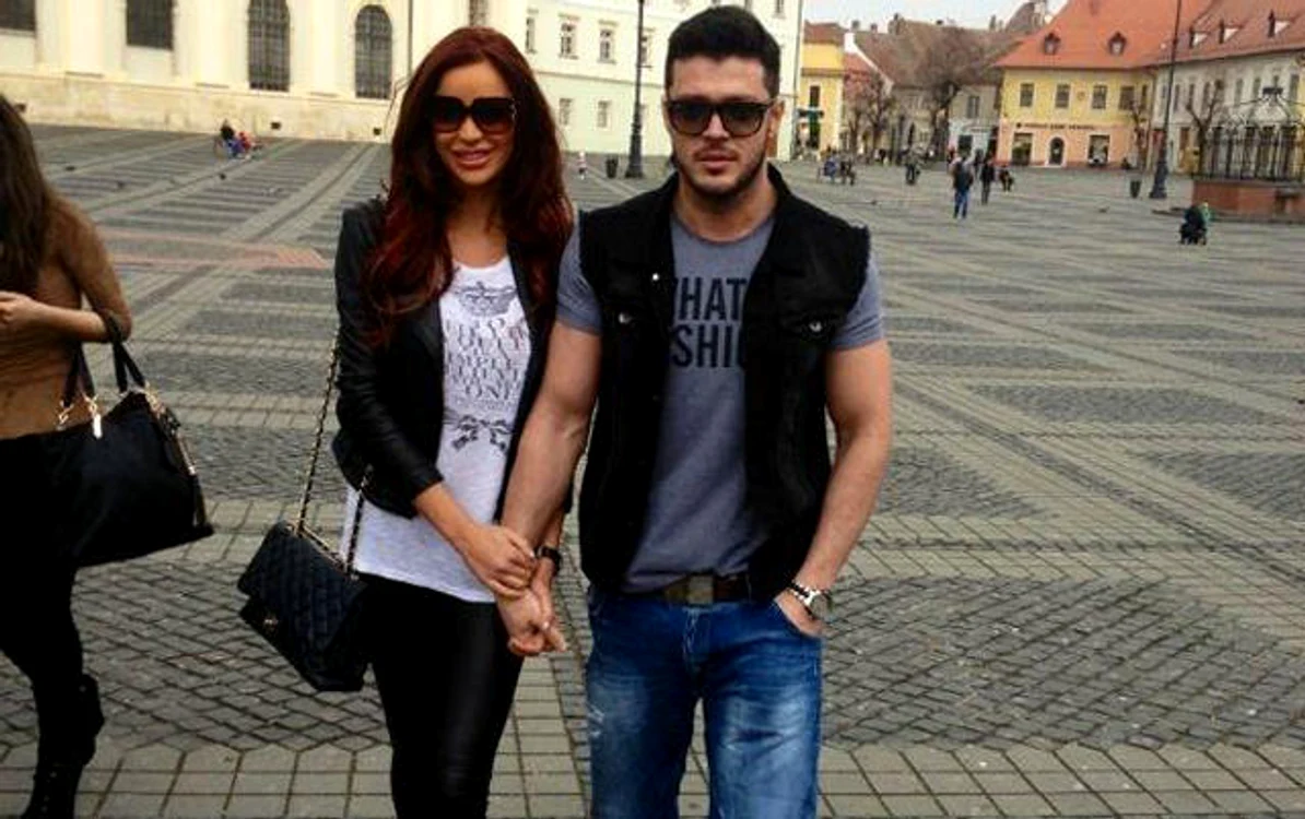 
    Bianca Drăguşanu şi Victor Slav  