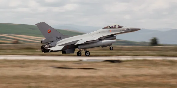 Avioane F16 Norvegia (6) jpg
