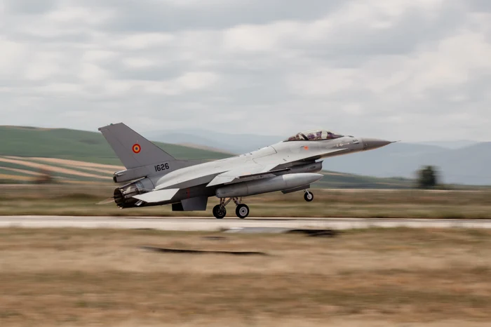 Aeronavele F16 s-au ridicat de la sol FOTO: Arhivă