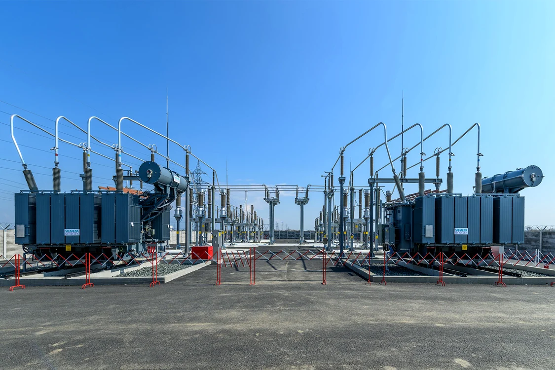 Stația este complet digitalizată și funcționează în sistem de Telecontrol FOTO E Distributie