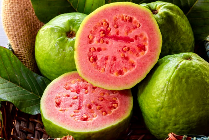 Guava conține foarte multă vitamina C / foto: IStock