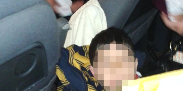 Copilul a fost găsit printre bagaje