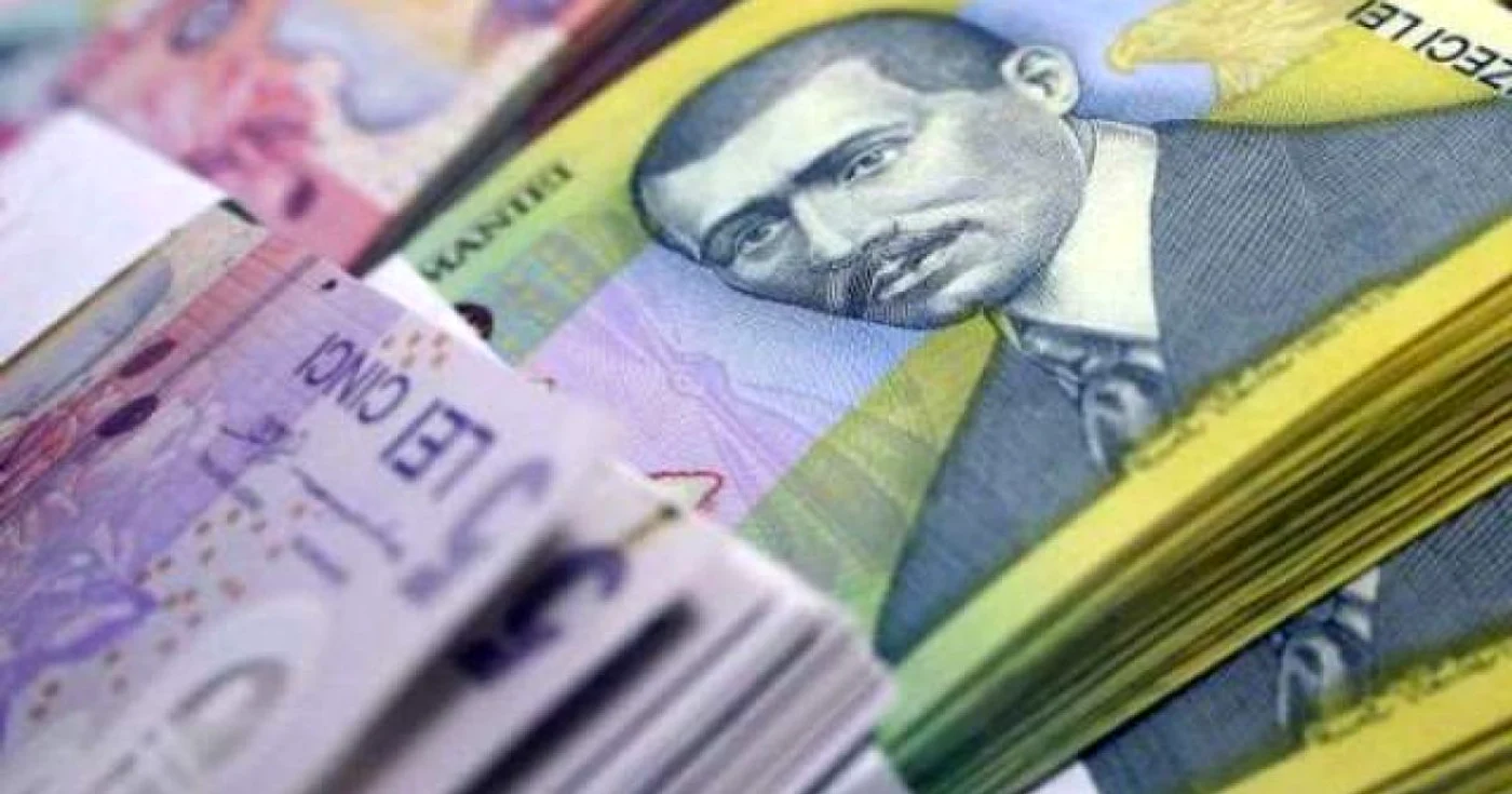 De azi se majorează salariile bugetarilor şi se măresc pensiile bătrânilor