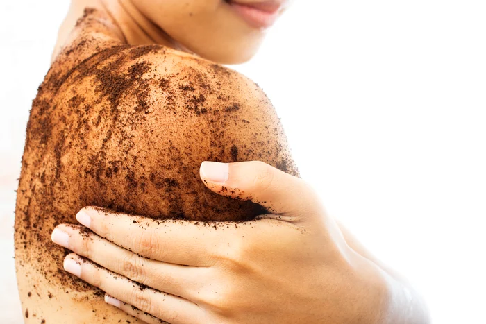 Zațul de cafea, foarte bun exfoliant pentru corp