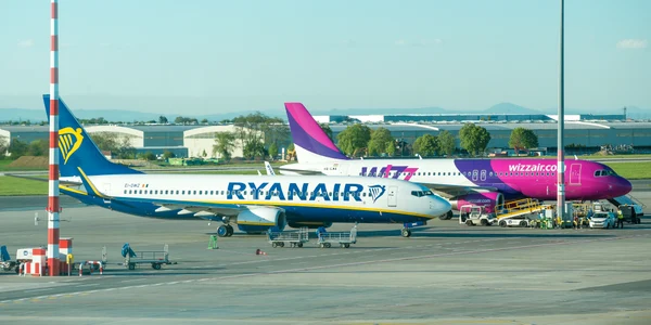 Ryanair si Wizz Air FOTO Shutterstock jpg