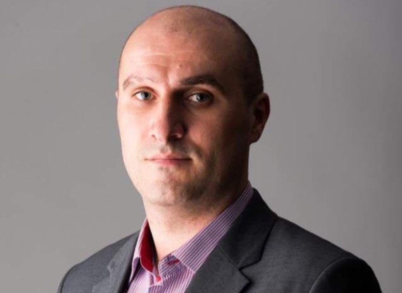 Directorul general și directorul comercial al ELCEN, sub control judiciar pentru luare de mită de peste 1,5 milioane de euro