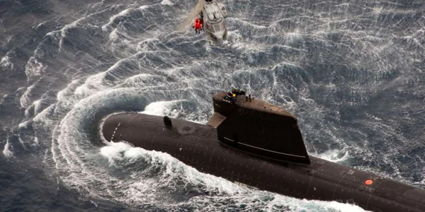 Submarinul nuclear de atac Perle jpg