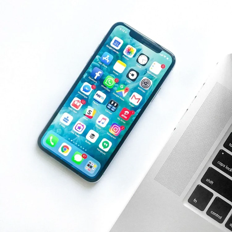 Istoria aplicațiilor mobile: Steve Jobs a avut un rol crucial jpeg