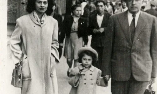 Întâlnirea de 60 de ani a unor copii născuţi bătrâni  "Într o noapte am fost urcaţi în vagoane de vite şi trimişi într o destinaţie necunoscută" jpeg