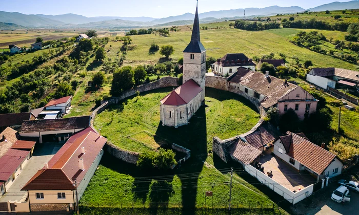 Biserica reformată Cricău jpg