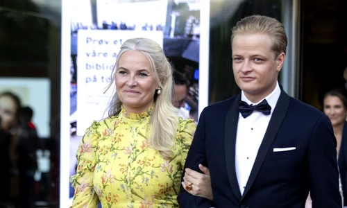 Prințesa Mette Marit și fiul ei, Marius Borg, condamnat la 4 ani de închisoare pentru viol   profimedia 1110444995 jpg