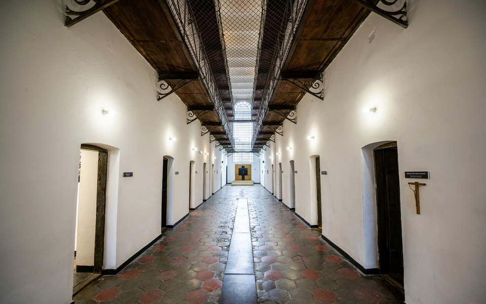 Restricții ca în pandemie pentru criminalii englezi. De ce s-ar putea schimba legea în Anglia