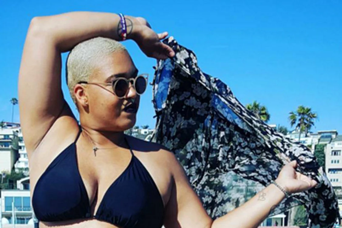
    A purtat pentru prima dată costum de baie pe plajă și i-a uimit pe toțiFoto Instagram  