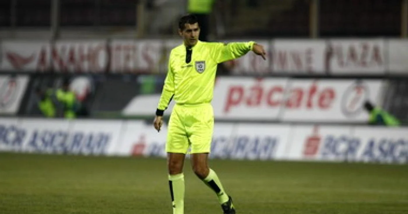 Târgu-Jiu: Pandurii vor fi arbitraţi de Robert Dumitru