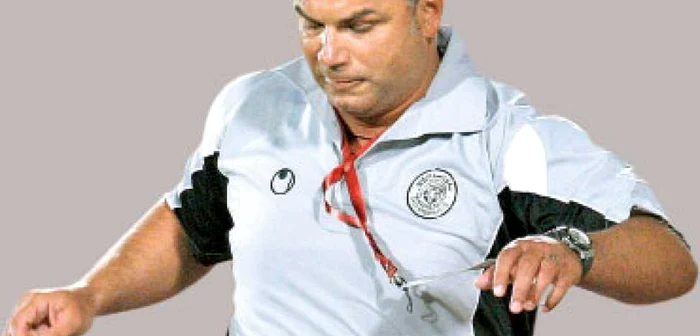 Cosmin Olăroiu:„În România nu se  vrea performanţă“