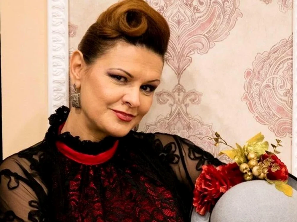 
    Maria Buză și soțul său dețin restaurantul „La vioara roșie” din București Foto: Arhivă Click!  