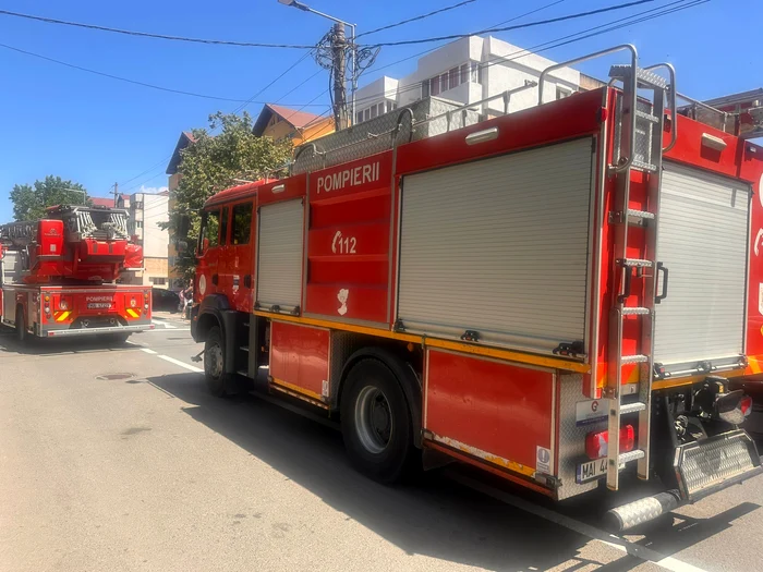 Incendiul a fost stins de personalul liceului FOTO: ISU Tulcea