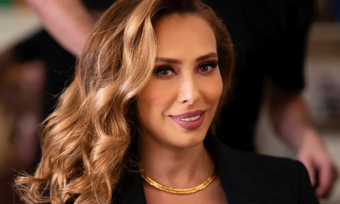 Vântur Iulia PNG