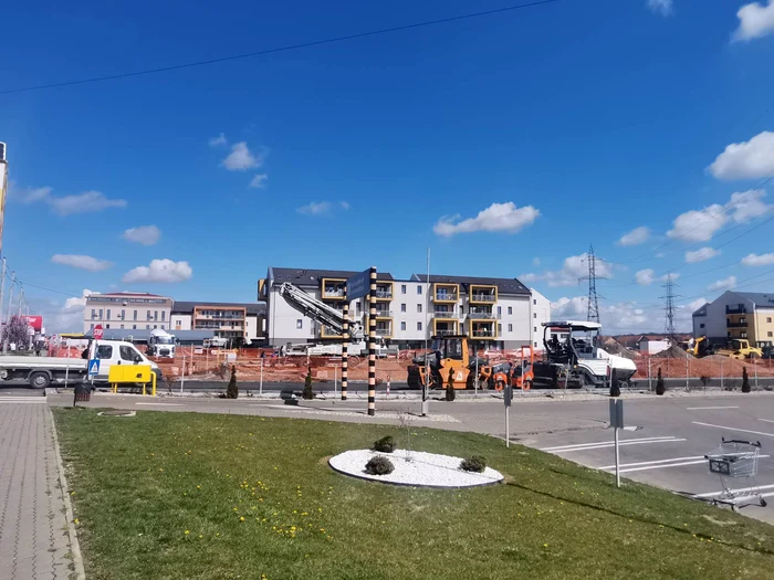 A început construcția McDonaldsului de la Dumbrăvița FOTO Ștefan Both