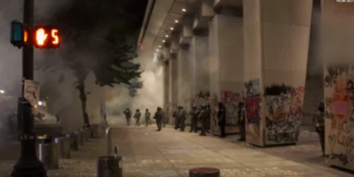 Proteste Portland FOTO captură You Tube  KGW News