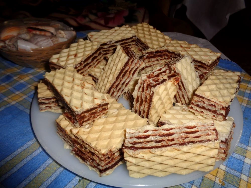 napolitane umplute cu crema de nuci jpeg
