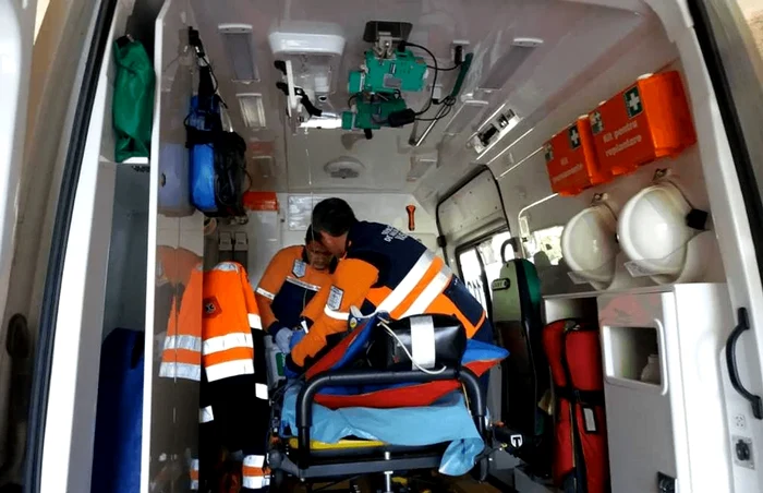 Copilul a fost dus la spital FOTO: Arhivă