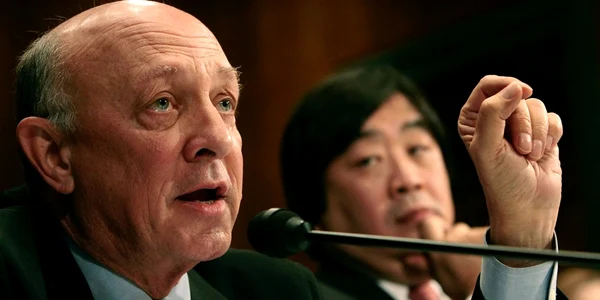 Fostul director CIA James Woolsey este vicepreşedinte al securităţii strategice globale la Booz Allen Hamilton FOTO  Chip Somodevilla/Getty Images