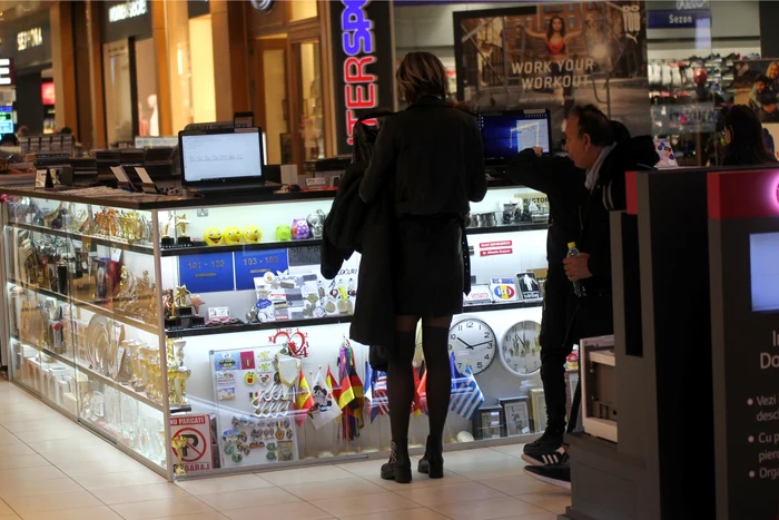 Imaginile vorbesc de la sine de ce este Roxana vedeta cu cele mai lungi picioare din România (122 cm))